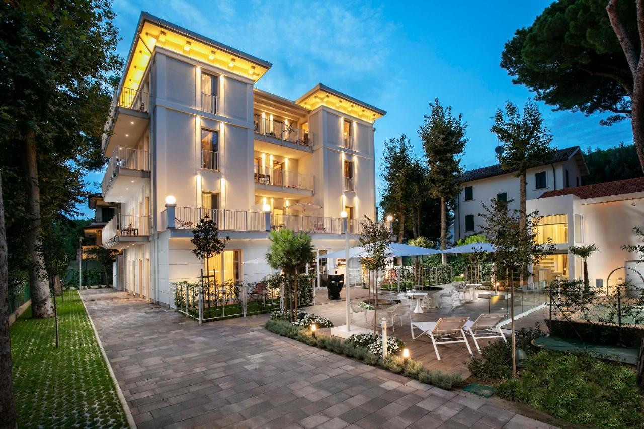 Aparthotel Elegance Riccione Extérieur photo
