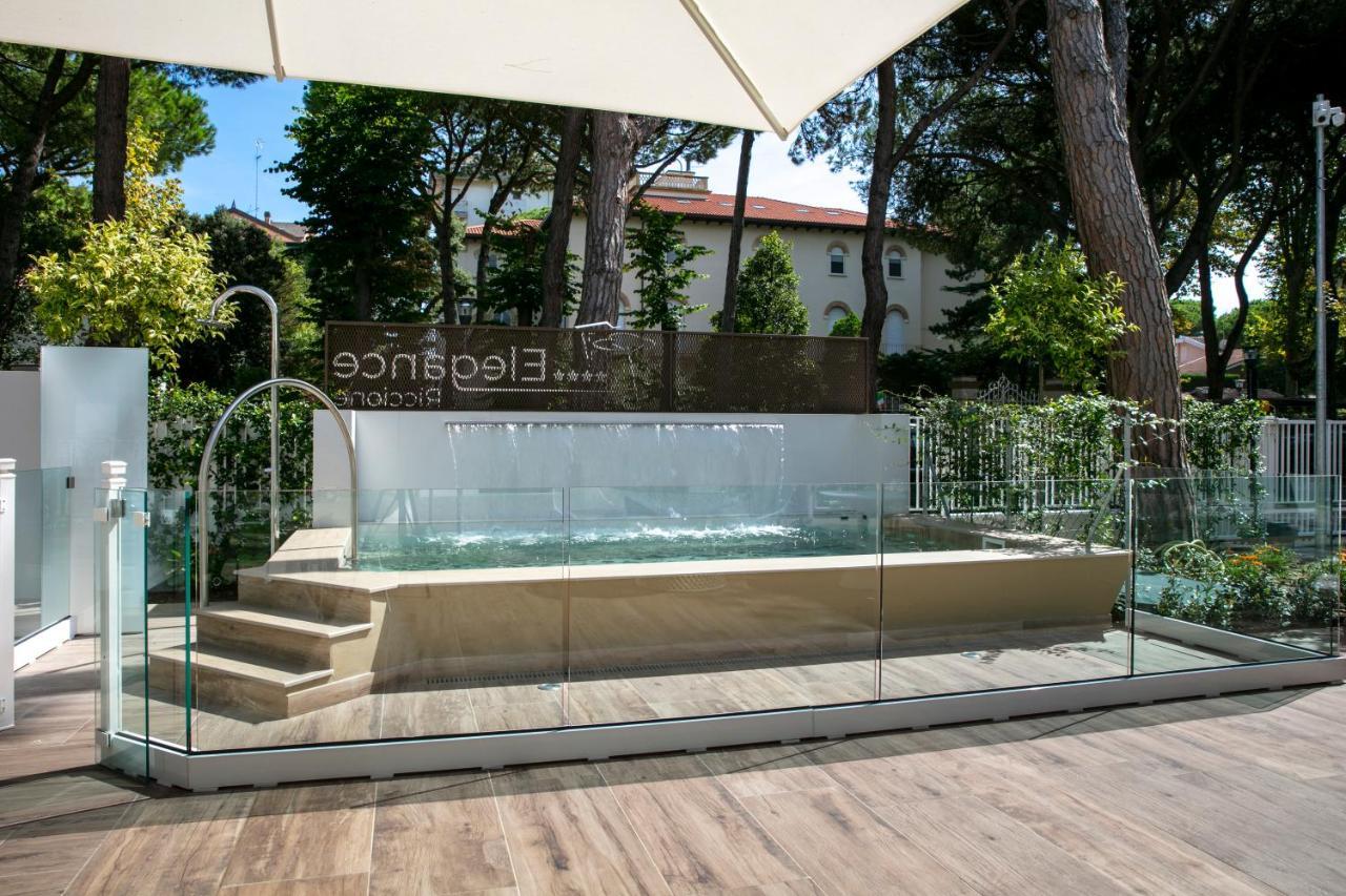 Aparthotel Elegance Riccione Extérieur photo