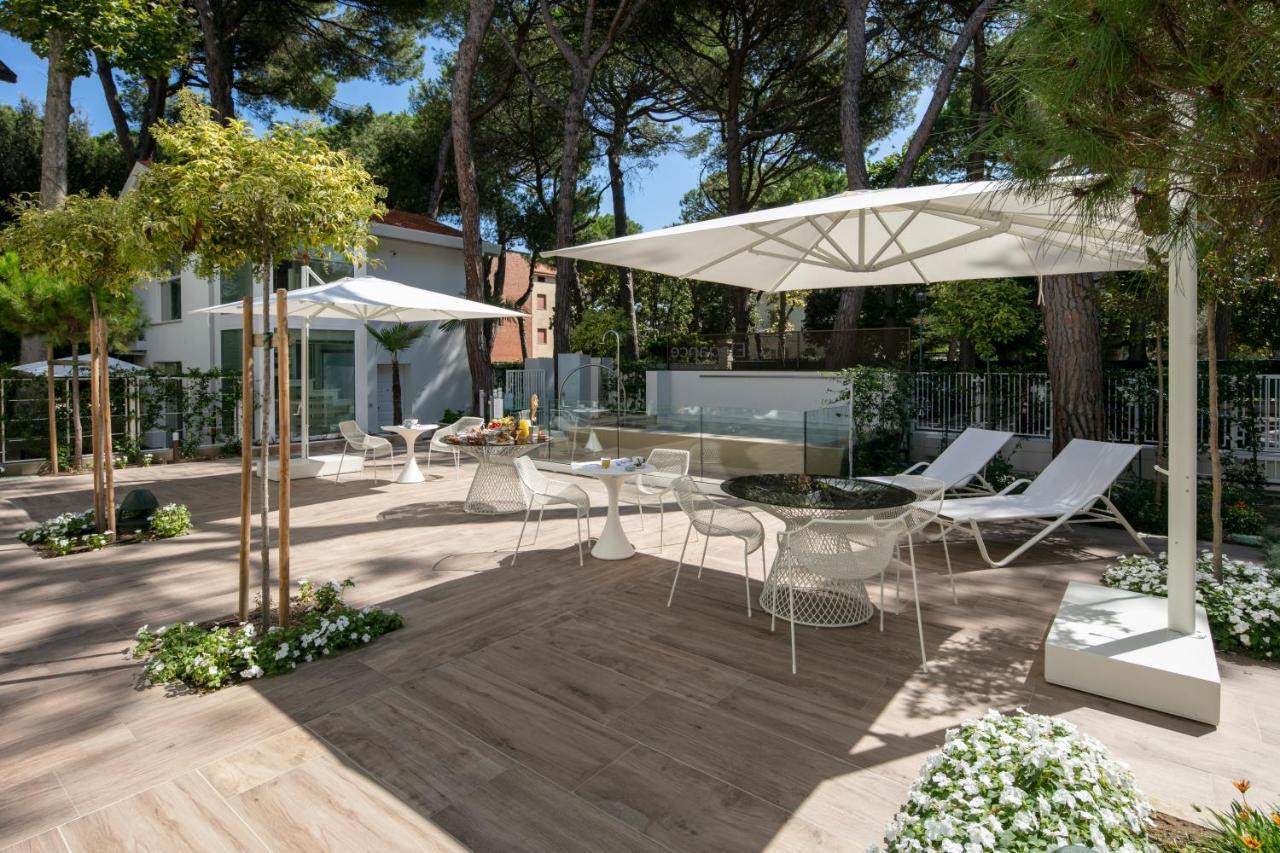 Aparthotel Elegance Riccione Extérieur photo