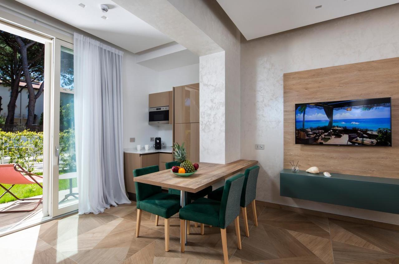 Aparthotel Elegance Riccione Extérieur photo