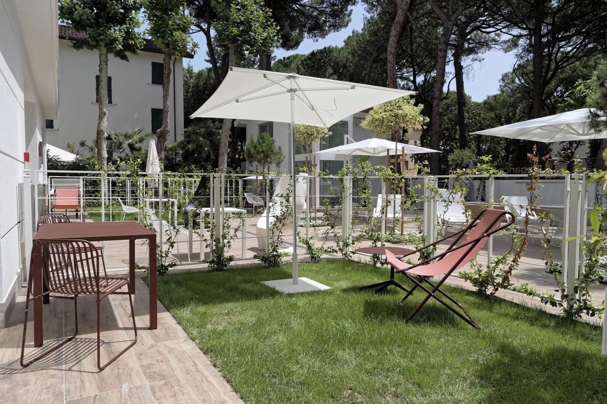 Aparthotel Elegance Riccione Extérieur photo
